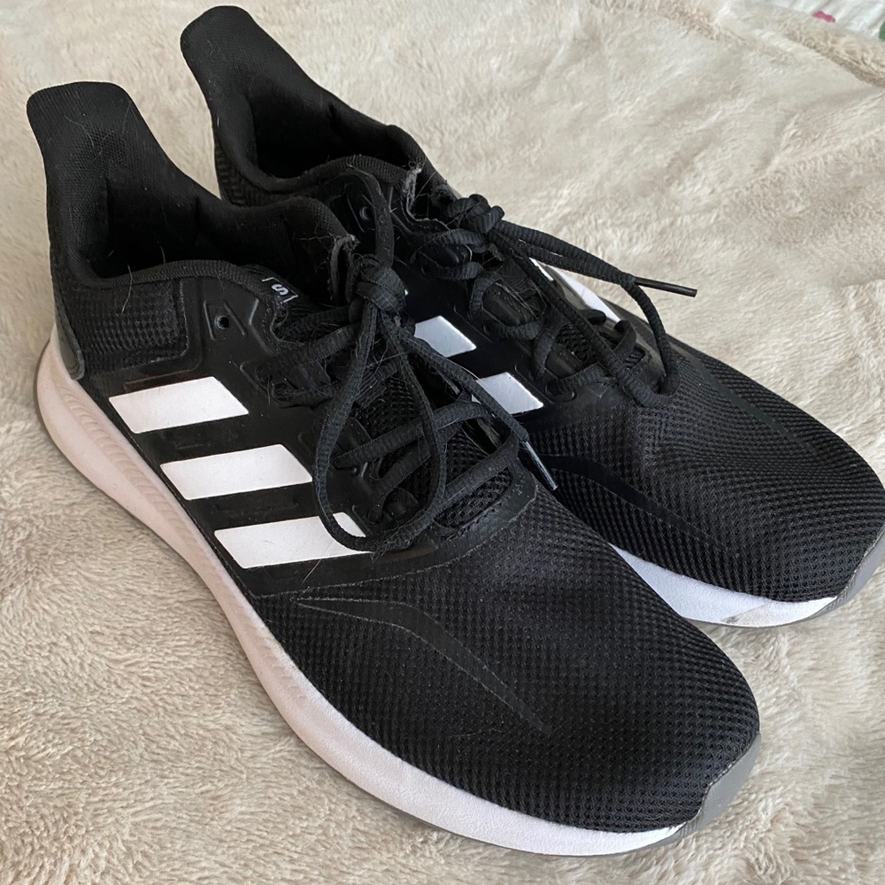 Like New Adidas Runfalcon Shoes